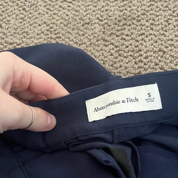 Abercrombie high rise linen short - Picture 3 of 5